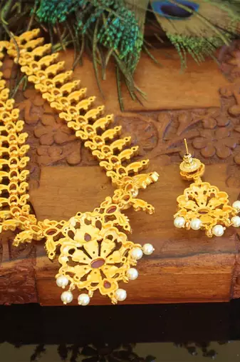 Designer matte finished mango long necklace set