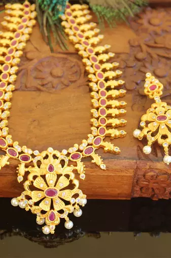 Designer matte finished mango long necklace set