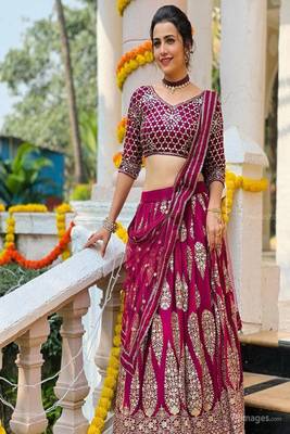 Magenta Sequins With Jari And Thread Embroidery Work 1