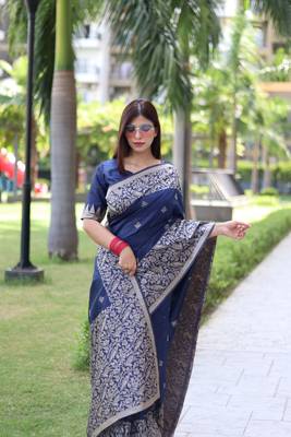 Navy Raw Silk Designer Border & Fancy Rich Pallu With Raw Silk Blouse And Saree For Women   3