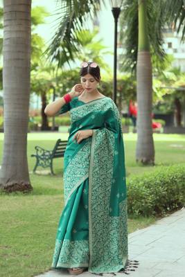 Teal Raw Silk Designer Border & Fancy Rich Pallu With Raw Silk Blouse And Saree For Women   1