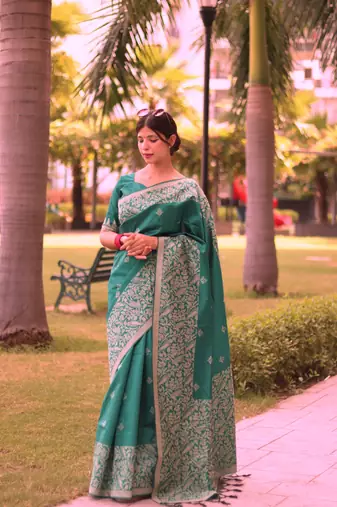 Teal Raw Silk Designer Border & Fancy Rich Pallu With Raw Silk Blouse And Saree For Women  