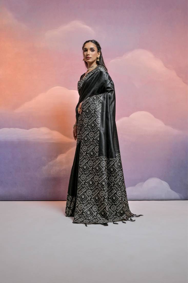Black Raw Silk Designer Border & Fancy Rich Pallu With Raw Silk Blouse And Saree For Women  