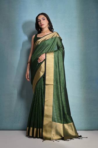 Green Raw Silk Contrast Border And Designer Rich Pallu Saree With Blouse For Women