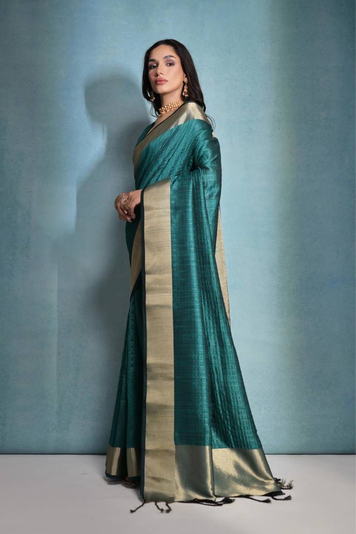 Rama Raw Silk Contrast Border And Designer Rich Pallu Saree With Blouse For Women