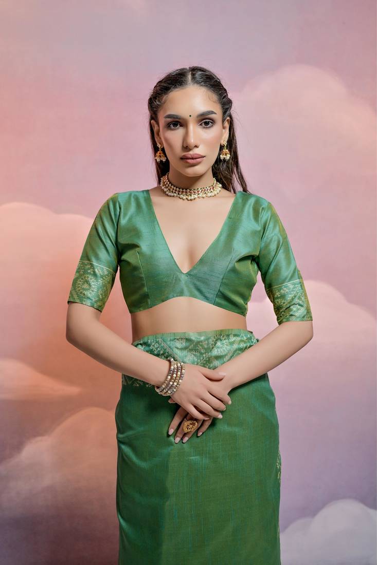 Pista Raw Silk Designer Border & Fancy Rich Pallu With Raw Silk Blouse And Saree For Women  