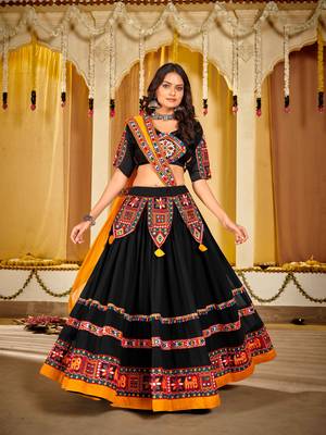 Black Geogette Embrioidered -Mirror work Chanya Choli 4