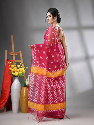 Magenta muslin soft saree with jamdani designs 3