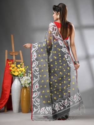 Grey muslin soft saree with jamdani designs 3