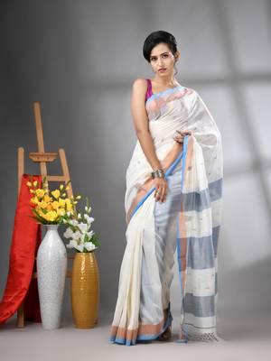 Off white texture motifs cotton saree with zari borders 1