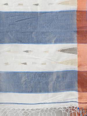Off white texture motifs cotton saree with zari borders 4
