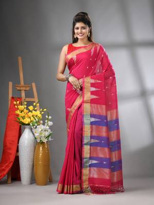 Pink texture motifs cotton saree with zari borders 1