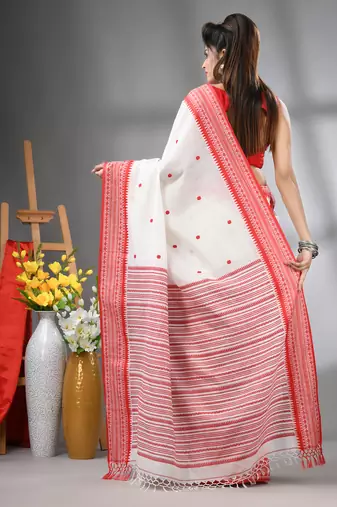 White floral buttas cotton handwoven saree with texture borders