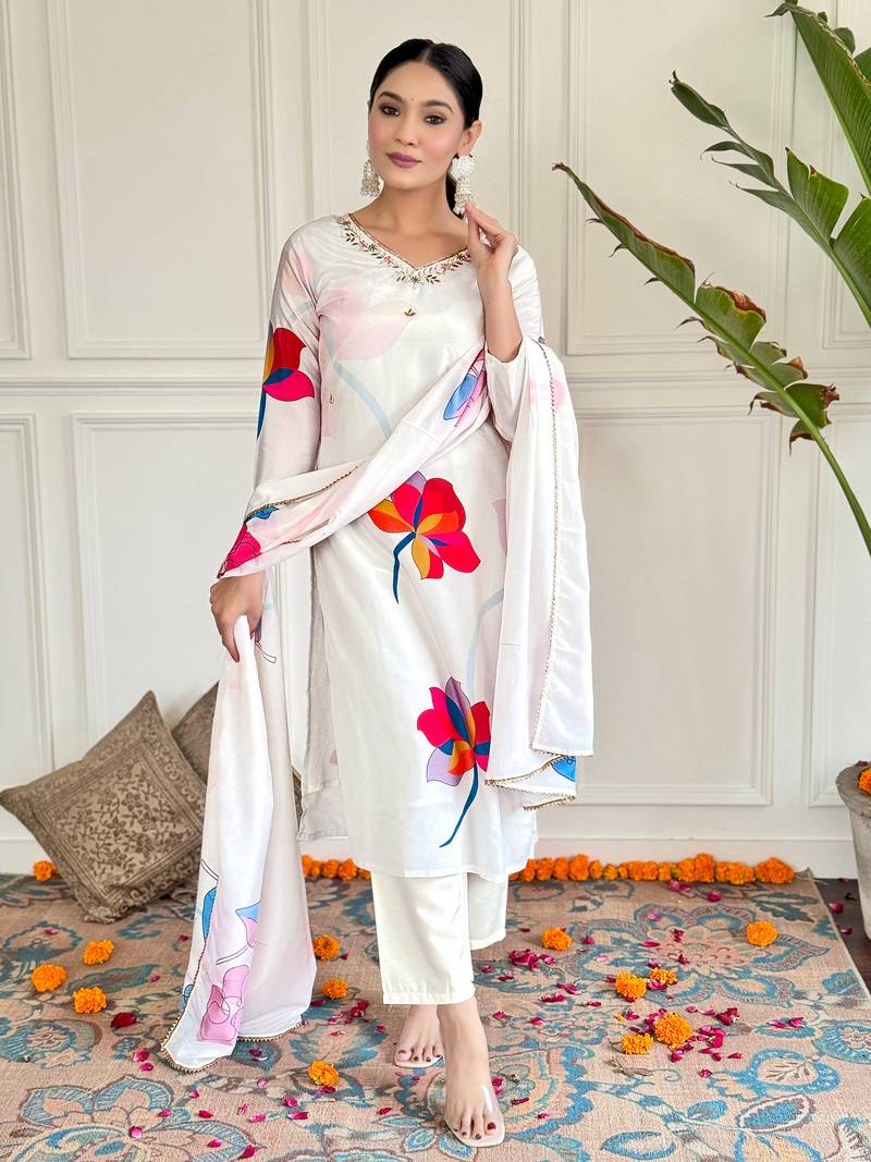 Women's White French Crepe Printed Straight Kurta with Pant And Dupatta Set 