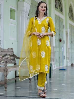 Vredevogel women's embroidered silk blend calf length straight kurta trouser with dupatta set 1