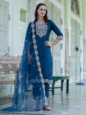 Vredevogel women's embroidered silk blend calf length straight kurta trouser with dupatta set 1