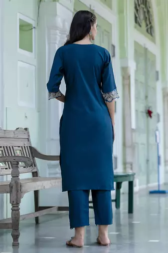 Vredevogel women's embroidered silk blend calf length straight kurta trouser with dupatta set
