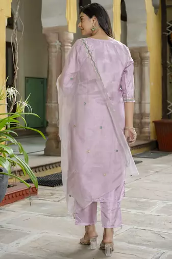 Vredevogel women's embroidered silk blend calf length straight kurta trouser with dupatta set