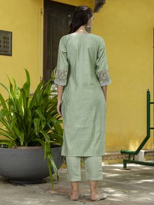 Vredevogel women's embroidered silk blend calf length straight kurta trouser with dupatta set 2