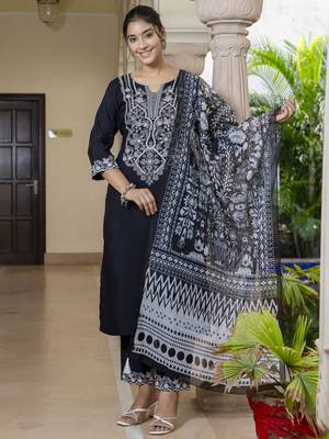 Vredevogel women's embroidered silk blend calf length straight kurta trouser with dupatta set 1