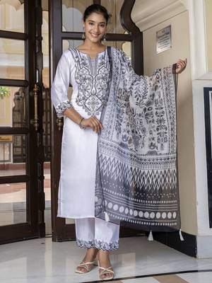 Vredevogel women's embroidered silk blend calf length straight kurta trouser with dupatta set 1