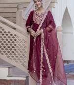 Vredevogel women's embroidered silk blend calf length straight kurta trouser with dupatta set