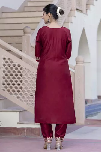 Vredevogel women's embroidered silk blend calf length straight kurta trouser with dupatta set