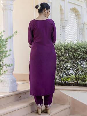 Vredevogel women's embroidered silk blend calf length straight kurta trouser with dupatta set 2