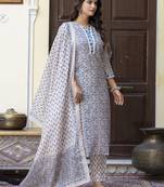 Vredevogel women cotton blend kurta pant dupatta set