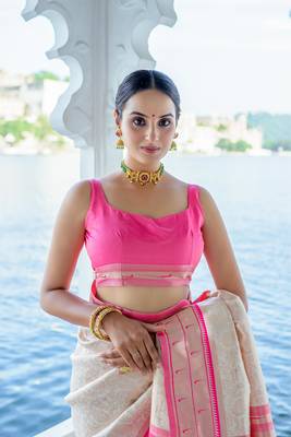 Pink Faux Kanjivaram Silk Zari Weaving Border & Printed Pallu With Blouse For Women 4