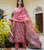 Vredevogel women cotton blend kurta pant dupatta set