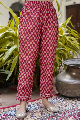 Vredevogel women cotton blend kurta pant dupatta set