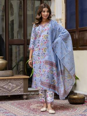 Vredevogel women cotton blend kurta pant dupatta set 1