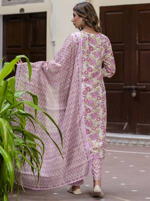 Vredevogel women cotton blend kurta pant dupatta set 2