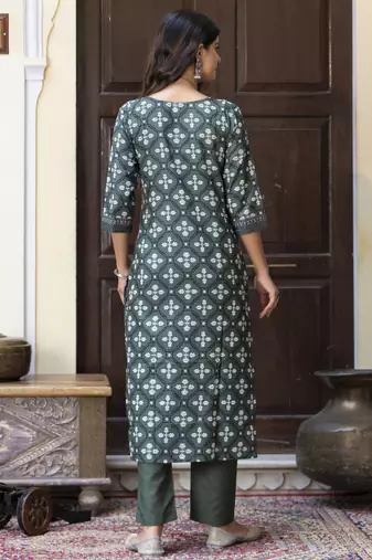 Vredevogel women cotton blend kurta pant dupatta set