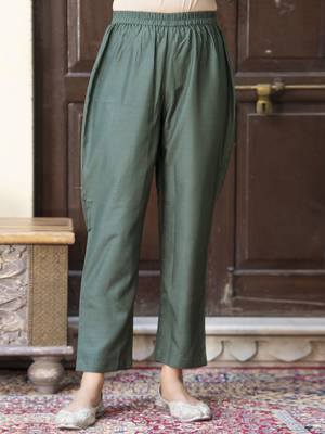 Vredevogel women cotton blend kurta pant dupatta set 4