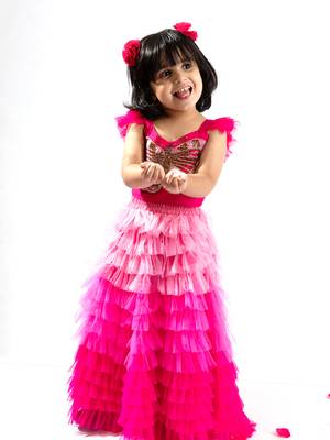 Elaisha girls crop top with butterfly motif & gradient tiered net skirt set - pink & baby pink 3