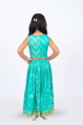 Elaisha girls brocade sleeveless sequence embellished top, skirt & tissue dupatta set - sea green 4