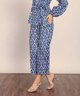 Blue and white co-ord set relaxed pant 4