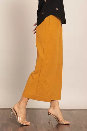 Yellow solid relaxed pant
