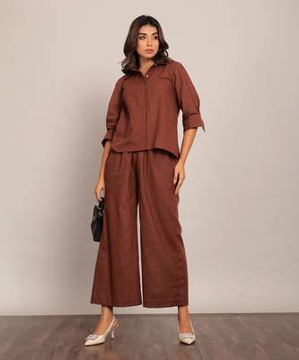 Brown solid relaxed pant 3