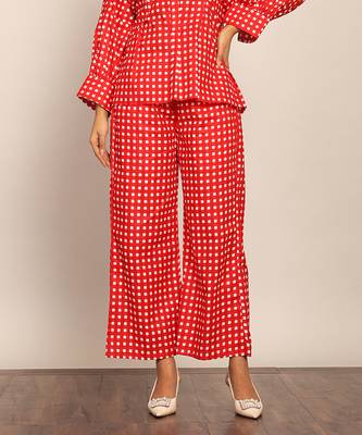 Red geometric print relaxed pant 1
