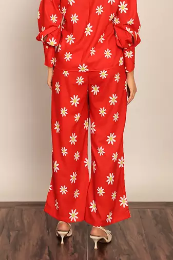 Red and white floral print relaxed pant