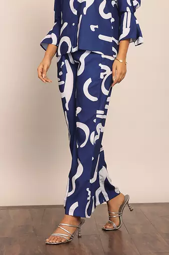 Blue and white relaxed pant
