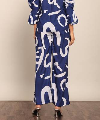 Blue and white relaxed pant 5