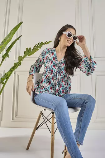 Winered women printed ruched v-neck top