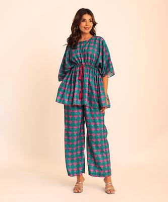 Blue and pink muslin geometric co-ord set 3