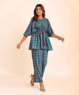 Blue and pink muslin geometric co-ord set 4