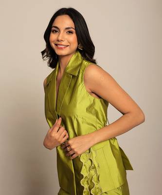 Green taffeta solid top 4