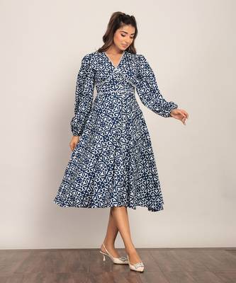 Blue and white cotton geometric dress 4